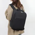 Sac à dos d'affaires noir minimaliste pour homme en nylon durable avec poches latérales - Noir