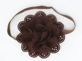 Bandeau bébé marron foncé avec fleur découpée au laser et élastique souple de qualité - Café