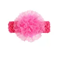 Detailansicht eines rosa Spitzenblumen-Stirnbands mit elastischem Band für Babys - Fuchsia