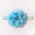 Dettaglio fascia per neonati con grande fiore in chiffon azzurro e nastro elastico verde - Blu