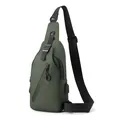 Sac de poitrine vert foncé pour hommes avec port USB et bandoulière en nylon réglable - Vert