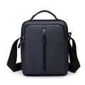 Heren borsttas in marineblauw van waterdicht nylon met een verstelbare schouderriem stevig - Donkerblauw