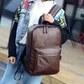 Zaino da uomo in pelle PU marrone scuro con finitura opaca vintage e tasca frontale - Marrone (9807)