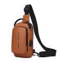 Sac de poitrine marron pour homme avec serrure antivol et port de charge USB intégré - Fauve