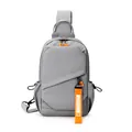 Sac bandoulière gris minimaliste avec détails de fermetures et sangles orange vif - Gris (Style 914)