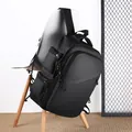 Zaino porta PC nero impermeabile per business con tasche multiple e spallacci comodi - Nero
