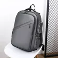 Zaino porta PC impermeabile grigio scuro con tasche multiple per ufficio e università - Grigio