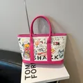 Sac seau en toile rose et blanc avec graffiti ours et poignées en cuir - Rose