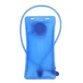 Blaues, halbtransparentes Trinksystem aus TPU mit abnehmbarem Trinkschlauch für Wanderer - 2L Trinkblase