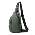 Minimalistische Brusttasche in Militärgrün mit USB-Port und verstellbarem Gurt - Upgrade Version (Mit Lade Kopfhörerloch) / Armeegrün