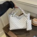 Weißes Monogramm-Shopper-Set mit großer Handtasche und passender kleiner Tasche - Gebrochenes Weiß