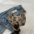 Vintage floral jacquard crescent bag in cream white with purple flower patterns - Jacquard / Jacquard Floral Style / Dark Floral