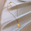 Collier minimaliste avec pendentif lingot d'or en acier titane gravé du mot GOLD - Style Grand Lingot d'Or (A0558) / Or