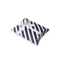 Marineblau und weiß gestreifte Kissenbox mit weißer Satinschleife und Anhänger - 18.5x13.5x3.5cm / Dunkelblau