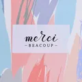 Vierkante Franse Merci Beaucoup sticker met artistieke pastel aquarel achtergrond - Witte Achtergrond Schrijfletter / 5x2.5cm