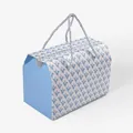 Scatola per dolci azzurra con motivo a drago pixelato e manici intrecciati grigio argento - Geometrico Blu / 19x10x13cm