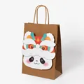 Diseño creativo de panda danza del león en bolsa de regalo festiva de papel kraft marrón - Panda Danza del León / Marrón