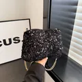 Borsa a secchiello alla moda con paillettes nere e catena dorata per donne stile - Nero