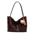 Bolso tote grande vintage de cuero sintético marrón con un lindo colgante de peluche naranja - Con Ornamento / Marrón
