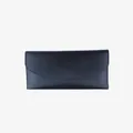Portafoglio lungo minimalista in pelle PU nera con patta liscia e finitura opaca - Nero