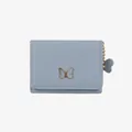 Cartera corta de cuero PU azul claro para mujer con logo de mariposa dorada y corazón - Azul
