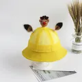 Dettaglio cappello sole giallo per bambini con orecchie di orso e mesh traspirante - Alce Giallo