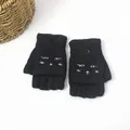Women's warm black knitted convertible gloves with cute cat embroidery and flip cover - Black