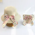 Detailansicht von Kinder Strohhut und passender Tasche mit floraler Schleife - Einzelner Reißverschlussbeutel (14*12cm) / Blumenschleife-Beige