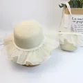 Detailset aus Strohhut für Mädchen und passender Umhängetasche mit Spitze und Perlen - Kinder S (52cm) / Beige Hut Und Tasche