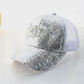Berretto con paillettes argento da bambina con perle Baby e rete traspirante posteriore - Argento