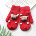 Muffole in maglia rossa per bambini con renna 3D in peluche e pompon bianchi decorativi - Alce - Rosso