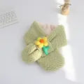 Grüner Plüsch-Teddy-Fleece-Schal für Mädchen mit dekorativer Sonnenblume - Einzelner Schal / Hellgrün