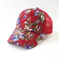 Women's floral baseball cap in red print with breathable mesh back and curved brim - M (55-58cm) / Mesh Style / Red