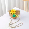 Detail of handmade straw bag with vibrant yellow sunflower and zipper closure - Natural Wheat - Single Large Flower