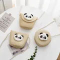 Tres estilos de bolsos panda de paja trenzada con caras de felpa y correas de cuerda - Bolso Pequeño Regular / Beige