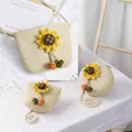 Meisjes stro schoudertas met zonnebloem decor en pompoen hanger in de kleur beige - Beige - Pompoen Zonnebloem