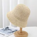 Handgewebter beigefarbener Raffia-Fischerhut mit feiner Häkelarbeit und UV-Sonnenschutz - Einfarbig-Beige