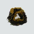 Coletero de punto en marrón y negro, mezcla de lana mohair con textura suave y vellosa - Bufanda Estrecha en Espiral / 180x4cmx2 / Amarillo Gris