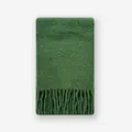 Dunkelgrüner Wollschal mit dicken Fransen und weicher Strickstruktur für den Winter - 220x30cm / (32 % Wolle) Vintage Grün