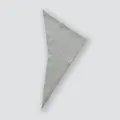 Foulard triangle en mélange de laine gris clair, écharpe et bandana polyvalent pour femme - 110x40cm / Blanc