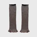 Dark brown wool blend ballet-style knit leg warmers with vertical ribbing and ruffle hem - 43x11cm / Camel