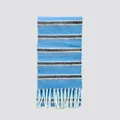 Écharpe à rayures bleues et blanches en laine mélangée avec détails à franges - 210x25cm / Bleu Collège