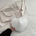 Elegante bolso bandolera con forma de corazón blanco y correa ajustable con nudo - Blanco