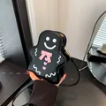 Sac bandoulière noir en forme de fantôme avec nœud rose et détails cœur - Noir