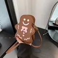 Sac bandoulière bonhomme de pain d'épice en cuir PU marron avec nœud rose à cœurs - Brun Foncé
