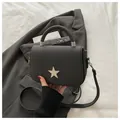 Modische schwarze Handtasche mit Stern-Strass und diagonaler Webstruktur für Damen - Schwarz