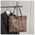 Große Shopper-Tasche mit Leopardenmuster, brauner Canvas-Struktur und Schultergurten - Khaki