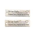 Vintage zilveren zinklegering Drive Safe hanger connectoren met hartgravure - Antiek Zilver