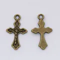 Ciondoli a croce in lega di zinco bronzo vintage per gioielli fai da te con rilievo e gancio - Bronzo Antico
