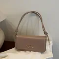 Sac à main beige en similicuir avec nœud doré et poignée nouée au design chic - Kaki
